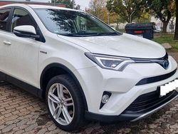 Weiß Gebraucht 2017 Toyota RAV4 Hybrid Edition-S SUV | 16.500 € (Guter Preis)