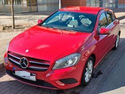 Rot Gebraucht 2014 Mercedes A180 Style Limousine | 9.250 € (Guter Preis)