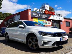 Oryxweiss Gebraucht 2016 VW Passat GTE Kombi | 15.490 € (Guter Preis)