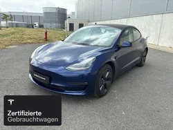 Blau Gebraucht 2021 Tesla Model 3 Long Range Limousine | 27.400 € (Fairer Preis)