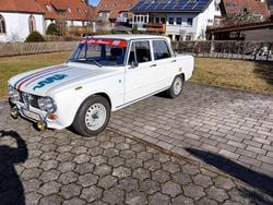 Bianco spino Gebraucht 1971 Alfa Romeo Giulia Super Limousine | 22.990 €