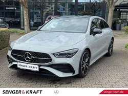 Grau Gebraucht 2025 Mercedes CLA220 Shooting Brake Night Kombi | 52.880 €