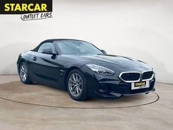 Black sapphire metallic Gebraucht 2023 BMW Z4 Shadowline Coupé | 45.970 € (Teuer)