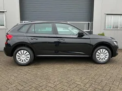 Blackmagic perleffekt Neu 2025 Skoda Kamiq Selection SUV | 24.585 € (Superpreis)