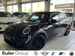 Schwarz Gebraucht 2022 Mini Cooper S Kleinwagen | 28.988 € (Etwas zu teuer)