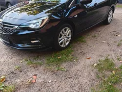 Schwarz Gebraucht 2017 Opel Astra Business Limousine | 5.200 € (Fairer Preis)