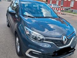 Blau Gebraucht 2019 Renault Captur SUV | 14.000 € (Etwas zu teuer)