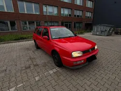 Rot Gebraucht 1998 VW Golf IV Kombi | 1.500 €