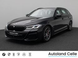 Saphirschwarz metallic 47schwarz Gebraucht 2022 BMW 530 M Sport Limousine | 42.499 € (Fairer Preis)