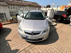 Grau Gebraucht 2012 Opel Astra Sport Kombi | 4.000 € (Superpreis)