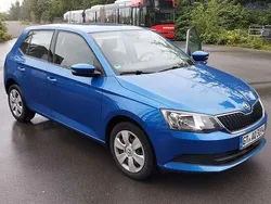 Blau Gebraucht 2018 Skoda Fabia Ambition Kleinwagen | 8.000 € (Guter Preis)