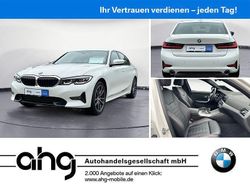 Alpinweiß uni Gebraucht 2020 BMW 320 Sport Line Limousine | 25.990 € (Fairer Preis)