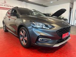 Grau Gebraucht 2020 Ford Focus Active Limousine | 14.490 € (Fairer Preis)