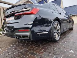 Carbonschwarz Gebraucht 2020 BMW 760 Limousine | 74.900 €