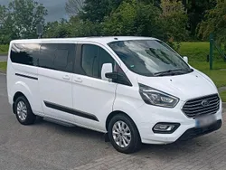 Weiß Gebraucht 2018 Ford Transit Custom Van / Kleinbus | 30.000 €