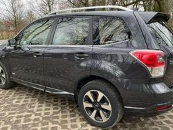 Grau Gebraucht 2018 Subaru Forester SUV | 15.200 € (Guter Preis)