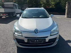Grau Gebraucht 2011 Renault Mégane GrandTour Expression Kombi | 3.099 € (Fairer Preis)