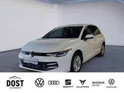 Weiß Neu 2025 VW Golf VIII Life Limousine | 35.790 € (Fairer Preis)