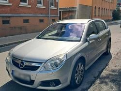 Grau Gebraucht 2007 Opel Signum Sport Kombi | 1.500 € (Superpreis)