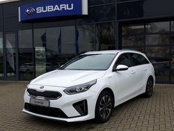 Weiß Gebraucht 2020 Kia Ceed Sportswagon Kombi | 17.990 € (Fairer Preis)