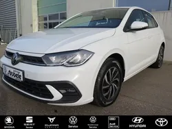 Pure white Gebraucht 2022 VW Polo Life Kleinwagen | 20.990 € (Etwas zu teuer)