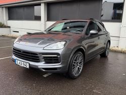 Grau Gebraucht 2018 Porsche Cayenne S Chrono SUV | 51.940 € (Fairer Preis)