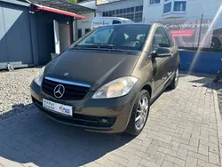 Braun Gebraucht 2009 Mercedes A180 Kleinwagen | 3.950 € (Fairer Preis)