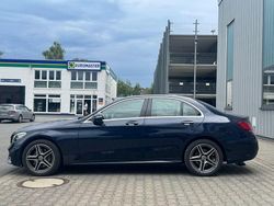 Blau Gebraucht 2020 Mercedes C200 AMG Limousine | 28.680 € (Etwas zu teuer)
