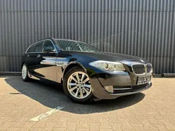 Schwarz Gebraucht 2011 BMW 520 Sport Line Kombi | 8.290 € (Guter Preis)