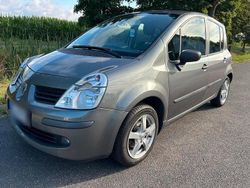 Grau Gebraucht 2006 Renault Modus Van / Kleinbus | 1.400 €