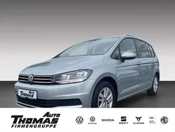 Silber Gebraucht 2024 VW Touran Comfortline Van / Kleinbus | 33.666 € (Fairer Preis)