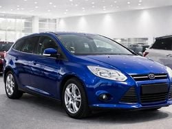 Blau Gebraucht 2015 Ford Focus Trend Kombi | 5.900 € (Fairer Preis)