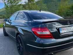 Schwarz Gebraucht 2012 Mercedes 220 | 11.900 € (Teuer)