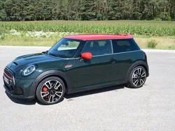 Grün Gebraucht 2021 Mini John Cooper Works Kleinwagen | 29.200 € (Guter Preis)
