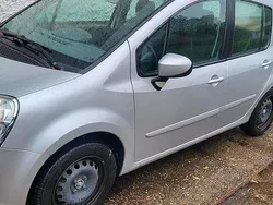 Silber Gebraucht 2009 Renault Modus Van / Kleinbus | 2.900 €