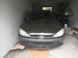 Schwarz Gebraucht 2005 Peugeot 206 Kombi | 1.300 €