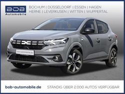 Grau Neu 2025 Dacia Sandero Journey Kleinwagen | 18.419 € (Etwas zu teuer)