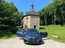 Blau Gebraucht 2024 BMW M440 M Sport Limousine | 55.980 € (Guter Preis)