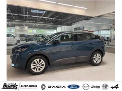 Blau Gebraucht 2023 Peugeot 3008 Active SUV | 18.440 € (Guter Preis)