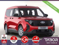 Grün (bursting green metallic) Neu 2025 Ford Tourneo Courier Trend Van / Kleinbus | 23.388 € (Superpreis)