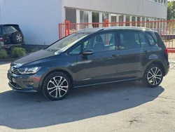 Grau Gebraucht 2016 VW Golf Sportsvan Allstar Van / Kleinbus | 10.990 € (Guter Preis)