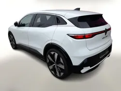 Farbe: Gebraucht 2022 Renault Mégane Techno | 26.060 € (Guter Preis)