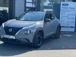 Ceramic grey p/black m Gebraucht 2023 Nissan Juke N-Connecta SUV | 22.990 € (Fairer Preis)