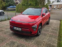 Rot Gebraucht 2023 Hyundai Kona Trend SUV | 26.800 €