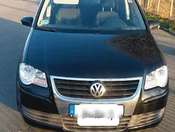 Schwarz Gebraucht 2009 VW Touran United Van / Kleinbus | 5.250 € (Etwas zu teuer)
