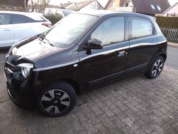 Schwarz Gebraucht 2018 Renault Twingo LIMITED Kleinwagen | 8.300 € (Fairer Preis)