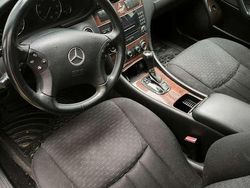 Silber Gebraucht 2004 Mercedes 180 Limousine | 1.600 €