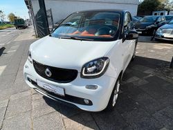Schwarz / weiß Gebraucht 2014 Smart ForFour Passion Kleinwagen | 7.999 € (Fairer Preis)