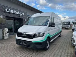 Weiß Gebraucht 2020 MAN TGE Van | 21.900 € (Guter Preis)