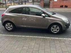Grau Gebraucht 2011 Opel Corsa Limousine | 1.500 € (Superpreis)